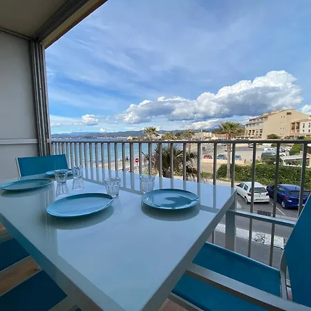 Bel T2 Avec Vue Mer. Plages, Commerces Et Restaurants A Pied. Apartment